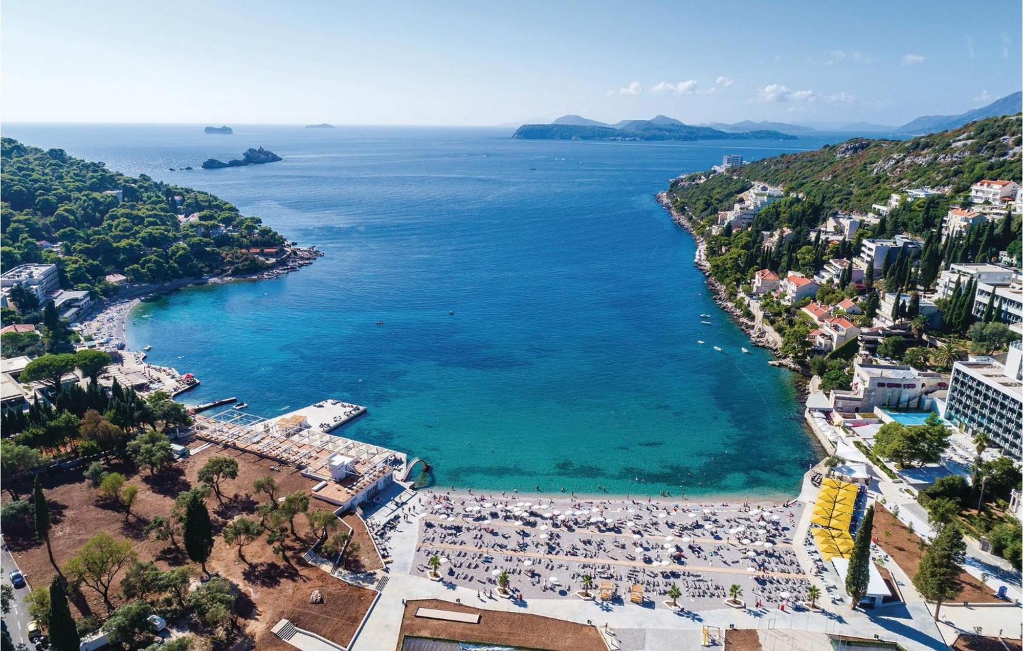 Stunning apartment in Dubrovnik with WiFi&1 Bedrooms Buitenkant foto